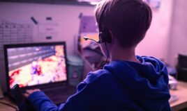 Rekomendasi Laptop AMD Ryzen 9 2025